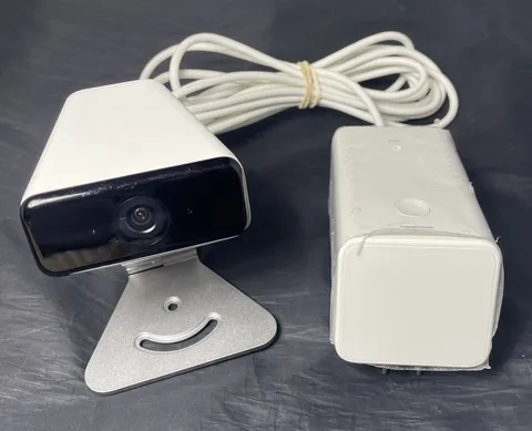 Xfinity XCAM Security Surveillance Camera with XW4 W/Power Adapter + Stand