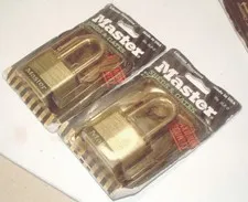 2 New Vintage 🚨 #3 MASTER 🚨 MADE-IN-USA Padlocks Sheds-Gates Max. Security