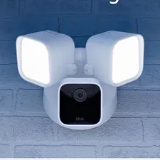 Blink Wired Floodlight Camera, 2600 lumens, HD live view, motion detection siren