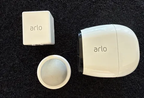 ARLO Pro VMC4030 Wireless Security Camera with Battery & Mount