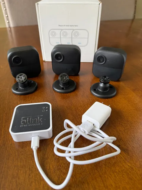 Blink Outdoor 4 1080p Wi-Fi Outdoor 3-Camera Security System - Black
