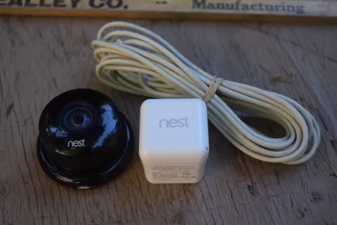 Google Nest Cam Indoor Security Camera A0005 1st Gen  Pre-owned