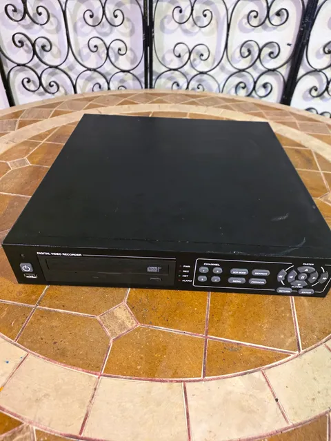 4 Channel Digital Video Recorder DVR w/ Ethernet BNC 12V Black