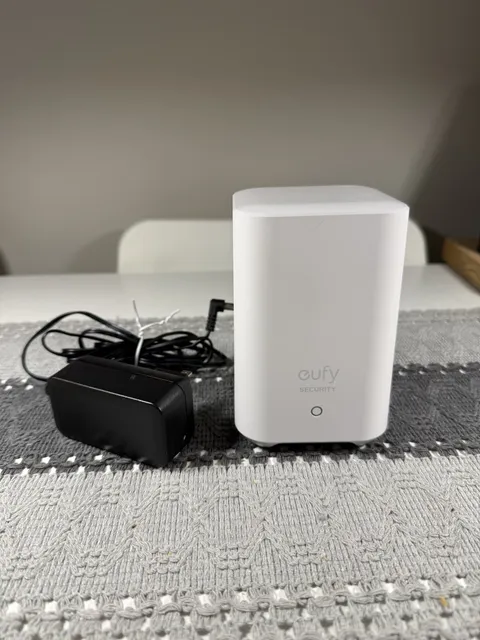 Eufy HomeBase 2 Wi-Fi Base Station - White T8010 X w/ Power Cord. Tested.