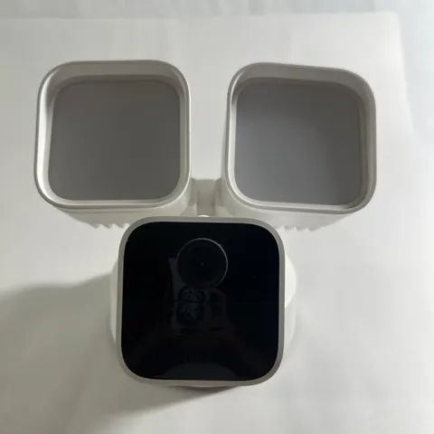Blink Wired Floodlight Camera 1080p HD Security Siren BFM00100UW