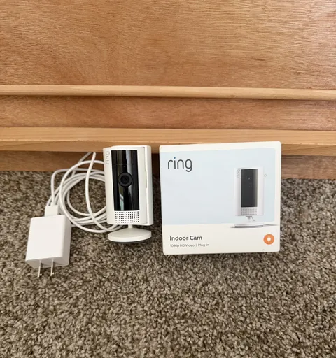 2 Ring Indoor Cam 1080p HD Motion Detection Wi-Fi Video Recording White Plug-In
