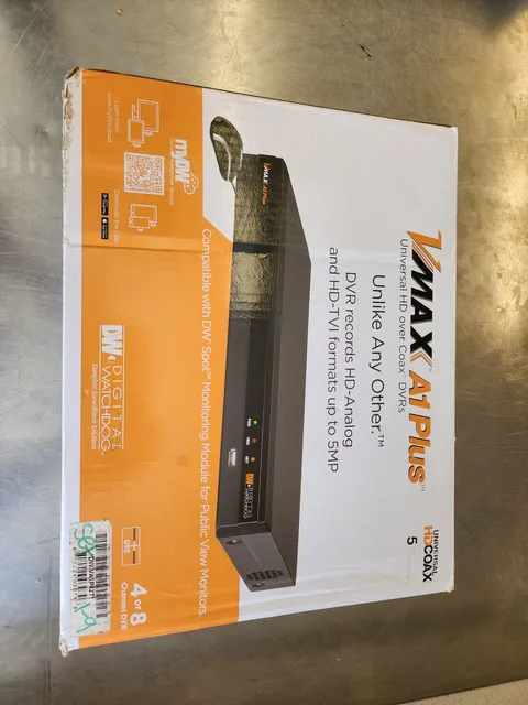 Digital Watchdog VMAX IP Plus 16-Channel PoE NVR 3TB Control ONVIF DW-VP163T16P