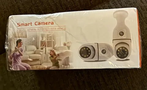 Smart Camera Wi-Fi Light Bulb Camera Dual Lens/Screen 360, 2-Way Audio White