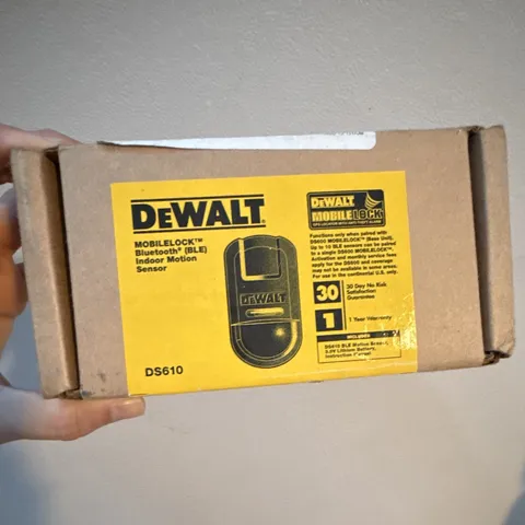 DEWALT MobileLock Bluetooth Wireless Indoor Motion Sensor Black DS610
