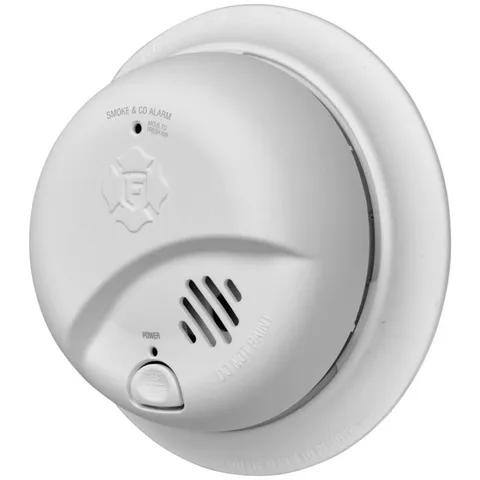 First Alert 10 Year Battery-Powered Electrochemical/Ionization Smoke and Carbon
