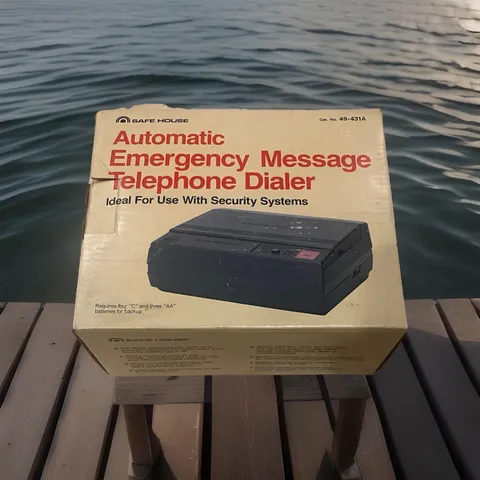 Radio Shack Safe House Automatic Emergency Message Telephone Dialer 49-431A