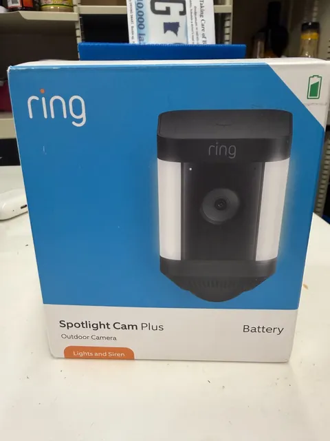 Ring Spotlight Cam Plus Outdoor Camera with Battery New