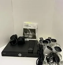 Samsung Digital Video Recorder DVR Surveillance SDE-4001N with 8 cams