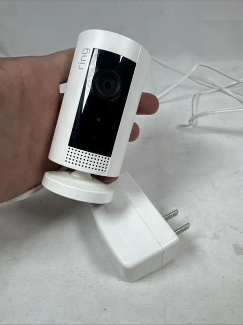 Ring Indoor Cam (1st Gen) HD Security Camera 5UM4E5 - White Used With Cord