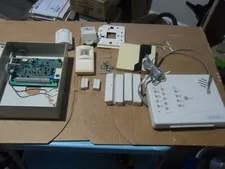 Simon Version 2 Home Security Comes With Control Box & Extras