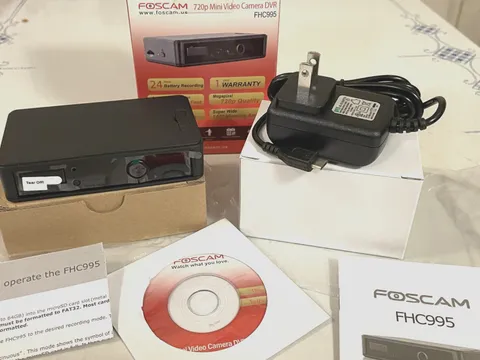 Foscam FHC995 Mini Video Camera DVR- 720p Megapixel Black 160 viewing angle- NIB