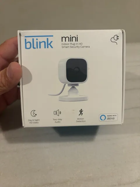 Blink Mini Indoor Plug-In Live HD Smart Security Camera (New in Box)