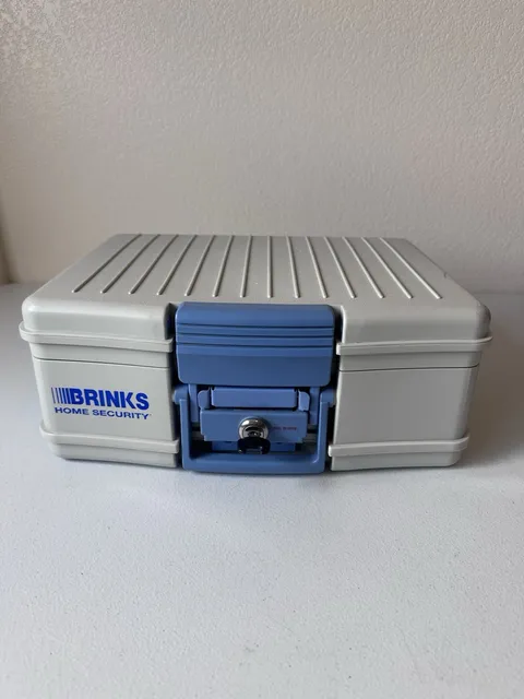 Brinks Home Security Locked Box Fire Safe Class 350 HR. 1/2 w/ 1 Key UL