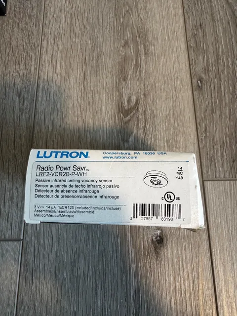 Lutron LRF2-VCR2B-P-WH Radio Powr Savr Ceiling Vacancy Sensor White 360° Mount