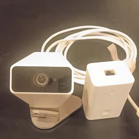 Xfinity xCam2 Security Camera with Power Adapter and Cable SCHC2AEW