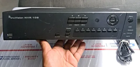 Interlogix Truvision NVR 10 TVN-1008S-2T Digital Video Streaming Recorder w/Cord