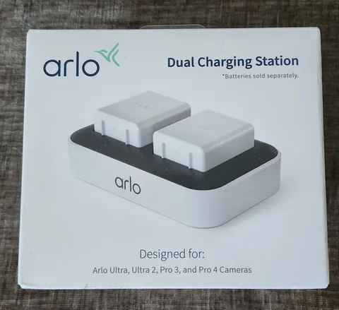 Arlo VMA5400C Accessory Dual Charging Station, Charge Up to Two Batteries