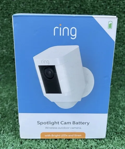 Ring Spotlight Cam Plus Battery Powered Outdoor Camera Lights & Siren S/N:00CQ