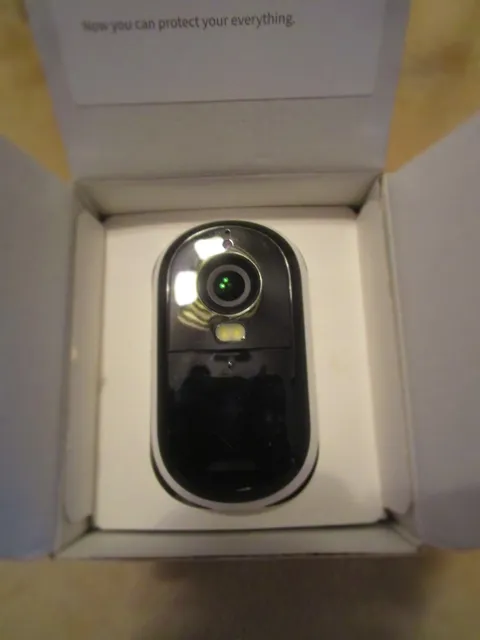 Arlo Essential (2nd Generation) VMC2050 Outdoor Camera
