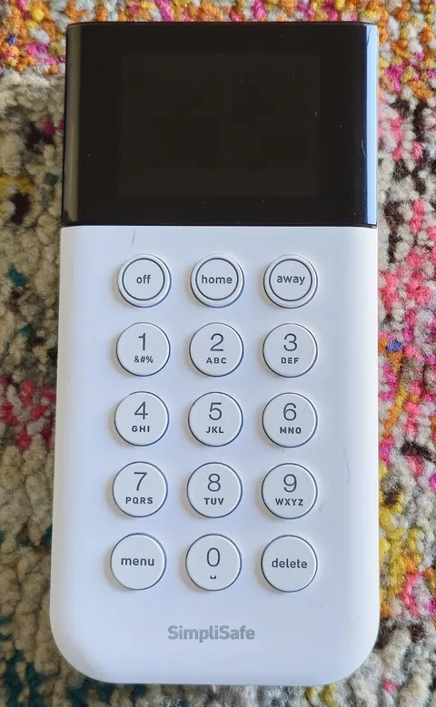 SimpliSafe SSKP3 Keypad White Wireless Touch-to-Wake Home Security GEN 3 - Used