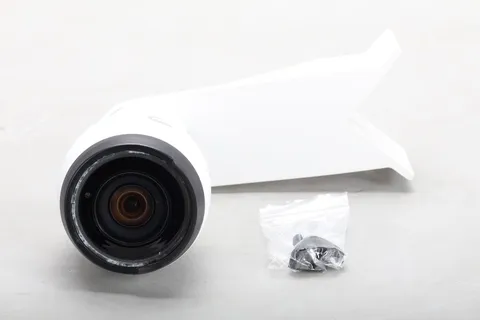Ubiquiti UVC-G4-PRO 4K Night-Vision Camera With Pole Mount