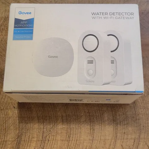 Govee H5054+H5040 Water Detector 3-pack With RF WiFi Gateway B5040101 