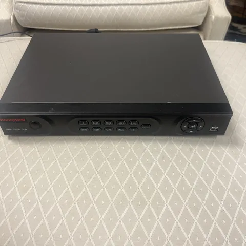 HONEYWELL HRG45 120 IPS 4-CHANNEL EMBEDDED DIGITAL VIDEO RECORDER