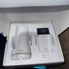 NEW unused SimpliSafe Home Security Base Station SSBS3 And Keypad SSKP3