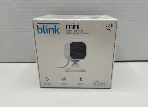 Blink Mini Indoor Plug-in Smart Surveillance Camera White BCM00300U NEW & SEALED