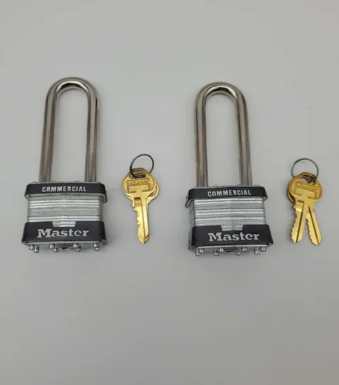 2x Master Lock Padlocks 3" Shackle 1-3/4" Body Commercial 81MKLJ Keyed Diff