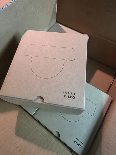 Cisco Meraki MV13-HW 4K 8MP Indoor Mini Dome Camera 256GB New Unclaimed