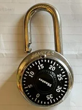 Master lock Combination Lock Used With Combination Good Condition