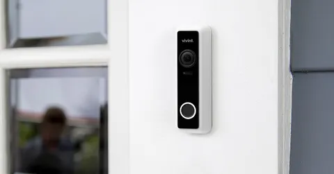 Vivint Doorbell Camera Pro  VS-DBC300-WHT  Fully Tested & Working 