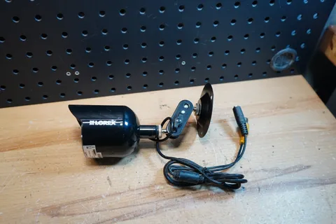 (M) Lorex MC6930 Outdoor IR Bullet Weatherproof Security Camera w/ Mount BNC
