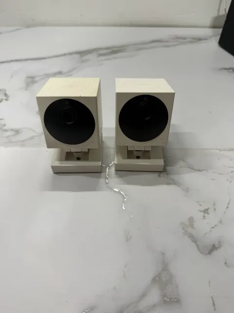 2WYZE Cam Outdoor Add-on Camera, 1080p HD Indoor/Outdoor WVOD1  (NO CHARGER)