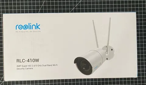 Reolink RCL-410w 4MP Super HD 2.4/5 GHz Dual Band Wi-Fi Security Camera OPEN BOX