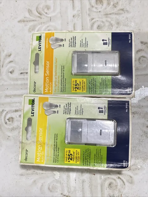 Lot of 2 - Leviton Decora IPS02 Motion Sensor Auto-On Switch WHITE