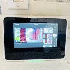 Vivint Smart Hub Control Panel VS-SH2000-C00 Model CP04 w/ Wall Adapter