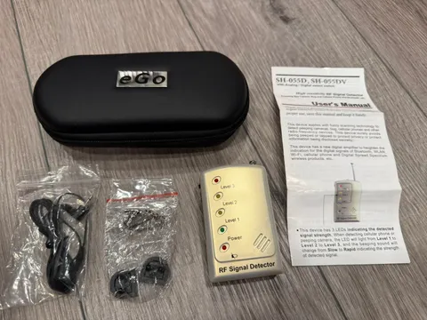 eGo SH-055DV Hidden Camera Detector RF Signal Bug Finder w/ Case & Manual