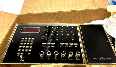 M&S  N440M ( Broan K1401) Intercom Master New in original box