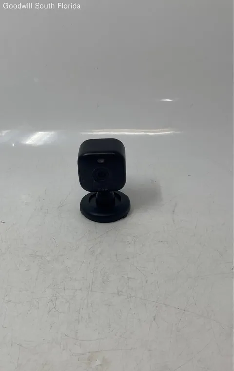 Blink Black Mini Compact Indoor Plug-In Smart Security Camera Not Tested