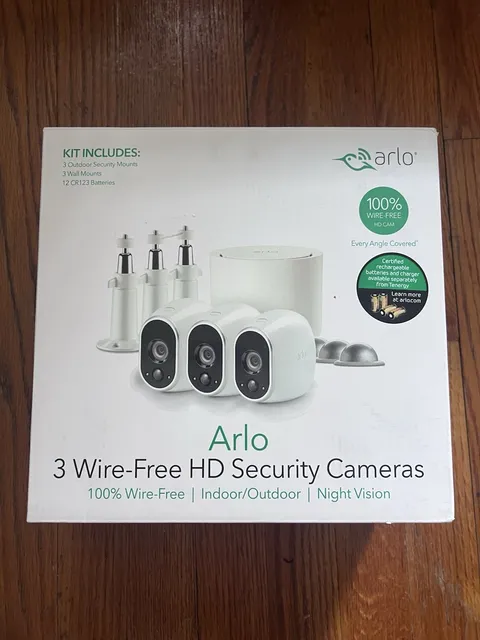 Arlo VMS3330W Security System with 3 HD Cameras ~