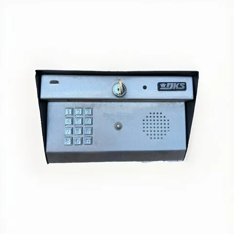 DoorKing 1871-010 Intercom System With Case and key