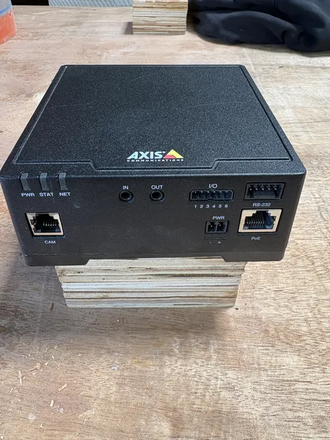 AXIS COMMUNICATION F41 MAIN UNIT 0658-001-02 Surveillance Interface Module PoE