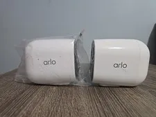 2 Arlo Essential VMC2030 Spotlight Camera